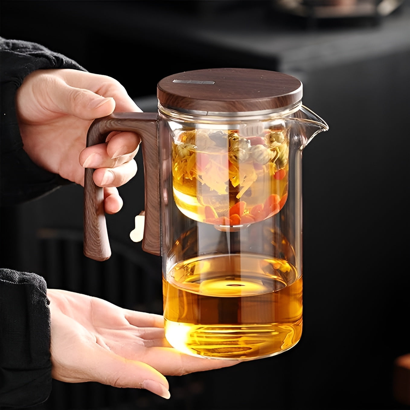 Premium Teapot with Wooden Handle