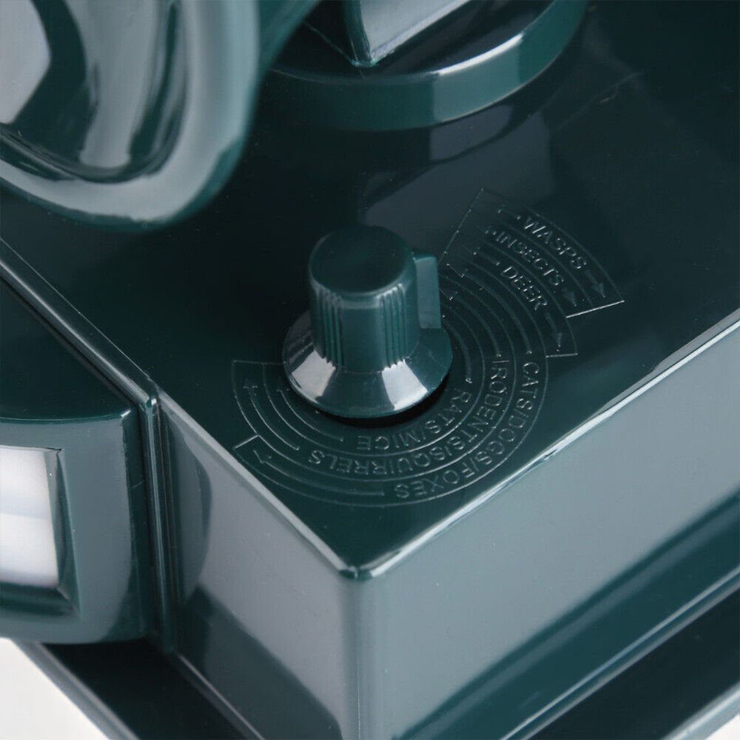 Premium Sensor Bird Repeller & Scarer