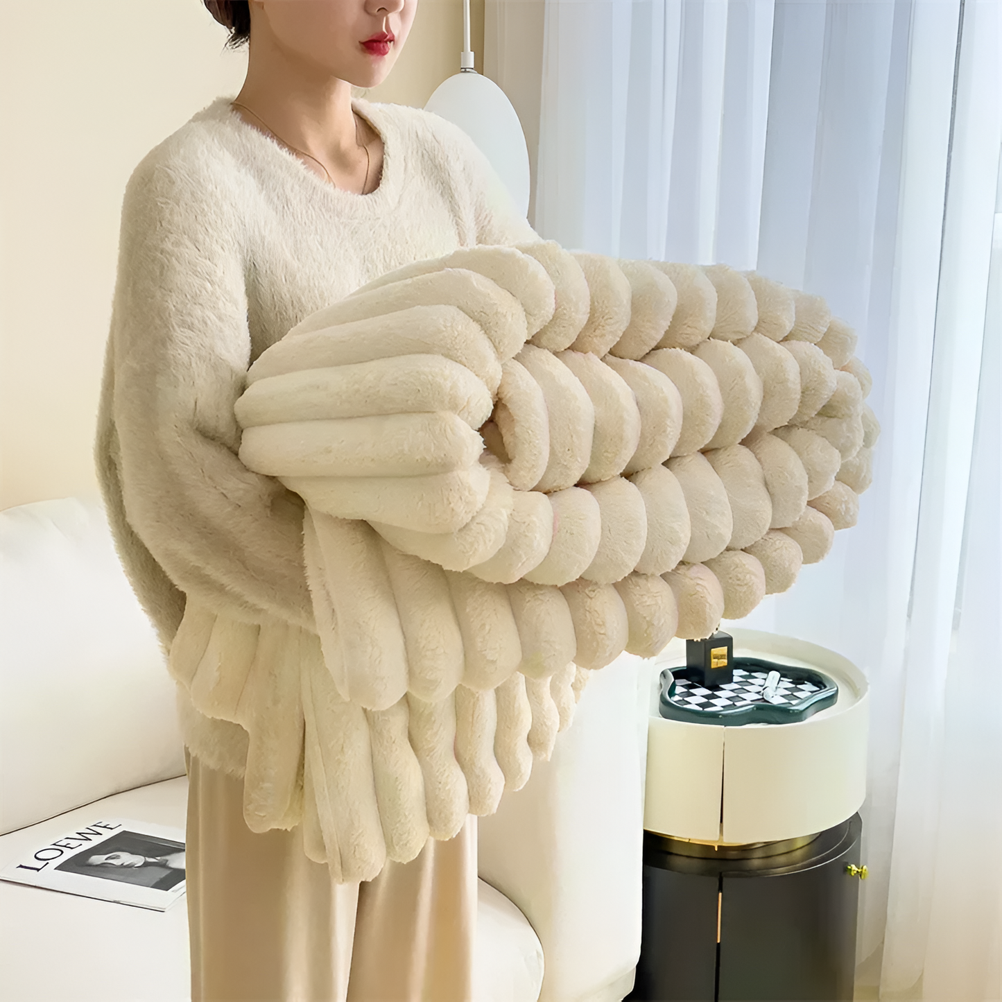 Premium Faux Rabbit Fur Throw Blanket + 2 Pillowcases